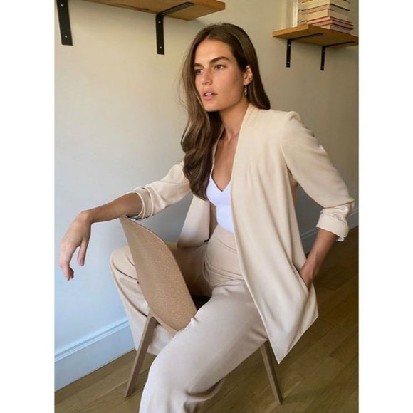 Aritzia Black Plaid Blazer - Picture 2 of 16